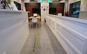 Q Loft Hotels At Bedok